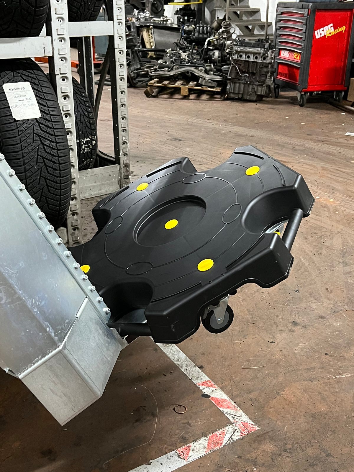 Bravi Tyre Trolley– – Now available at MTN Shop EU. - imagen 2
