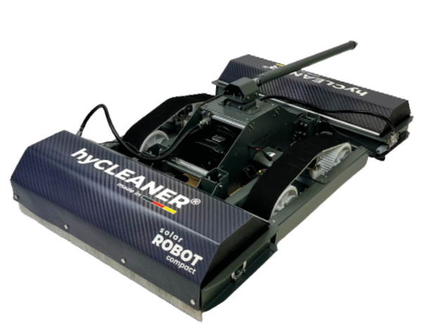 Rasaerba robotizzato con marchio "hycleaner" su sfondo bianco
