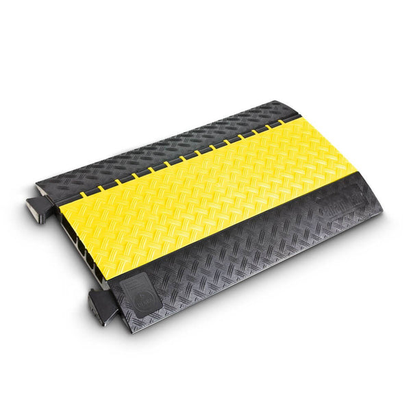 Defender MIDI 4C - 4 kanalen – Nog meer veiligheid dankzij het nieuwe 3D LaserGrip®-oppervlak Made in Germany┋Afmetingen: 1005x273x45 mm┋Gewicht: 5,2 kg┋2 kanalen – Nu verkrijgbaar bij MTN Shop EU.