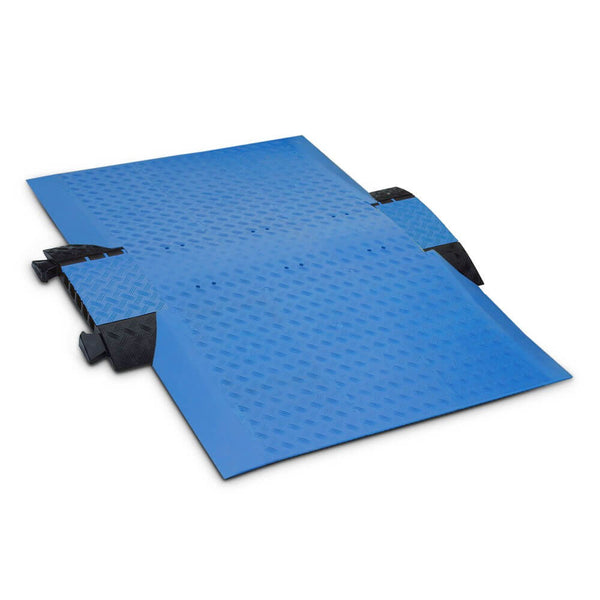 Defender MIDI rolstoelhellingset – De perfecte aanvulling op Defender Midi Made in Germany┋Gewicht: 30,05 kg┋Rolstoelhellingset – Nu verkrijgbaar bij MTN Shop EU.