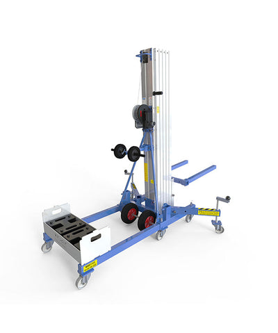 Kuzar Industrial Lifter 300kg/7,3m med 100kg Motvikt & Korg - HAMMER 73CW– Kuzar lyftare 300KG- en robust industristaplare med Motviktskorg och 100kg vikt ingår. HAMMER 73CW Lifter är tillverkad i Spanien och har designats för vertikalt lyft av laster och horisontella rörelser med lasten upplyft på minsta höjd. Denna staplare med en imponerande kapacitet på 300 kg har högkvalitativa hjul för enkel rörelse och en kraftfull vinsch för effektiva lyft samtidigt som den förblir kompakt och smidig. Com