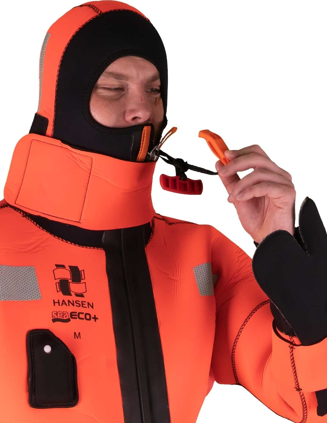Hansen Protection SeaEco+ Solas Immersion Suit 82608– SeaEco+ is a further development of our SeaEco immersion suit. The major difference is that this suit is certified for use without a lifejacket. Built-in buoyancy in the collar ensures proper a floating position and adequate freeboard. Vacuum packing saves space and extends the mandatory service interval, which in turn makes this suit excellent value. – Now available at MTN Shop EU. - imagen 7