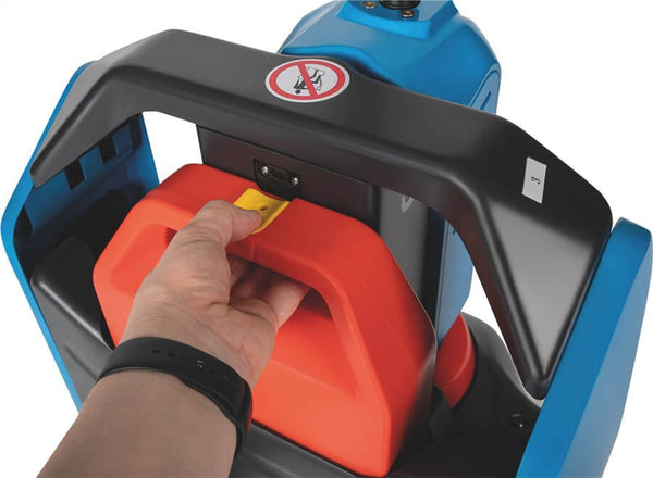 Pfaff-silberblau Electric Pallet Truck (EGU 15E Li-ION) 1500kg– Capacity 1500 kg. Compact Dimensions & Easy Handling. Ideal for transporting palletized goods on even ground, covering short distances. Fast & International Delivery now! – Now available at MTN Shop EU.