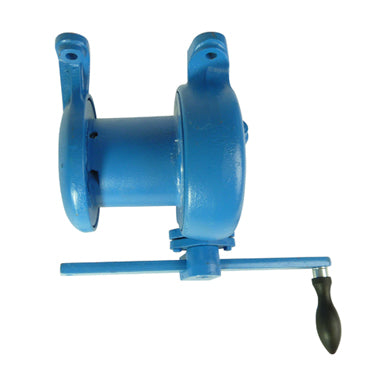 Doughty Worm Gear Winch– A cast iron wall mounted worm gear winch for heavy duty theatre applications. A hardened worm shaft along with gear operation in an oil bath ensure long life. – Now available at MTN Shop EU.