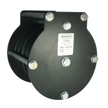 Doughty Heavy Duty Quin Sheave Pulley – Dessa Quin Sheave Pulleys konstruerade av nylonskivor tillsammans med kullager för friktionsfri drift. ⌀100 mm, 150 mm och 200 mm remskivor tillgängliga. För Heavy Duty. – Nu tillgänglig på MTN Shop EU.