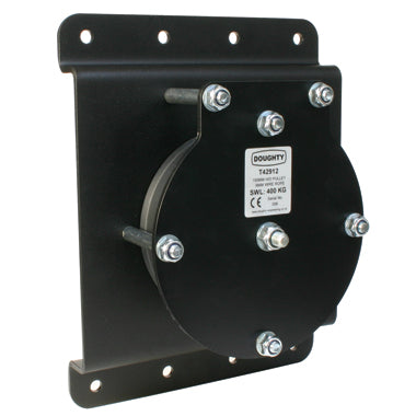 Doughty Heavy Duty väggmonteringsplattor för scenremskivor – En Heavy Duty monteringsplatta för väggmontering av Heavy Duty remskivor. De omvandlar en befintlig remskiva till en väggmonterad remskiva. Passar ⌀100/150/200 mm remskiva. – Nu tillgänglig på MTN Shop EU.