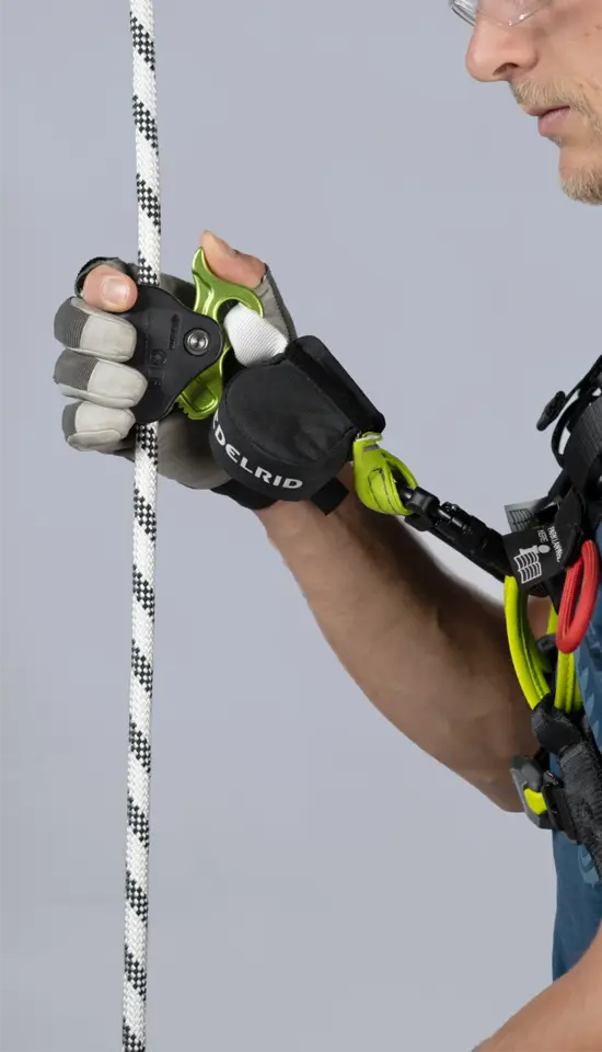 Edelrid Ombilix 140 Fall Arrester