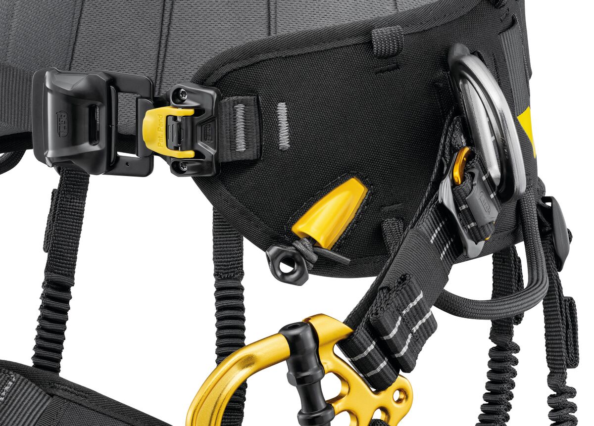 Sequoia Plus (details) Comfortable sit harness for tree care offering excellent support and an integrated SRS ascent system - imagen 6