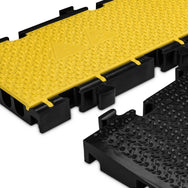 Defender Midi5 2D– 5-kanaals modulaire systemen voor rolstoeloprit en barrièrevrije toegankelijkheid Made in Germany┋Afmetingen: 100x32,5x5,4cm┋Gewicht: 10,2 kg┋5 kanalen – Nu verkrijgbaar bij MTN Shop EU. - imagen 5