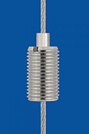 Reutlinger Holder Type 15 M10x16 [5/10 Pack]– Bredd: 9mm; Djup: 9 mm; Total längd: 25 mm; Håldiameter: 3,2 mm; Central Cable Exit – Nu tillgänglig på MTN Shop EU.