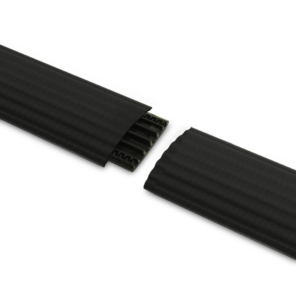 Defender OFFICE-kabelbeschermer - 4 kanalen – Antislip, ultraplatte kabelbeschermer met 4 kanalen en voorgeboorde montagegaten voor gebruik binnenshuis; Gemaakt in Duitsland – nu verkrijgbaar bij MTN Shop EU. - imagen 7