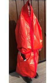 Hansen Protection Ascomedic MS Emergency Bag FZ 85600– First Aid emergency blanket. Helping the injured to retain body heat. Wind and waterproof material, FR tested in accordance with LSA-Code requirements for immersion suits. Fitted with full length zipper. Packed in transparent vacuum bag for minimal size. – Now available at MTN Shop EU.