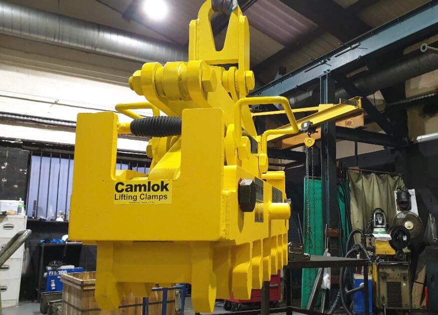 Camlok Utbytbar Multi Rail Grab MRC 5000-8000 KG– MRC Multi Rail Grab har designats för att underlätta snabb bulkhantering av rälssektioner. – Nu tillgänglig på MTN Shop EU. - imagen 3