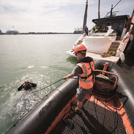 Chaleco salvavidas Crewsaver Crewfit 275N XD Wipe Clean 83212: un chaleco salvavidas inflable automático que ofrece lo último en tecnologías avanzadas de comodidad y rendimiento. El diseño modular crea un catálogo completo que incluye una variedad de opciones de cubiertas, inflado y arnés. – Ya disponible en MTN Shop EU. - imagen 5