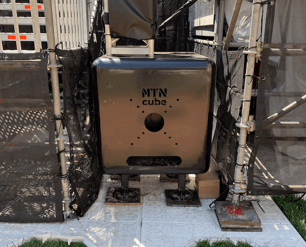 MTN Cube Ballast– Een kubus met rondingen - Compact ontwerp, universele truss-compatibiliteit, aanpasbare esthetiek. Shop nu – Nu verkrijgbaar bij MTN Shop EU. - imagen 3