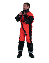 Hansen Protection SeaWind ETSO Suit III with Adjustable Neck Seal 85533– Comfortable suit for demanding conditions. Designed with focus on ergonomy, weight and comfort without compromise. SeaWind has been certified according to SOLAS-, ISO- and EASA-requirements (triple certified). As such it has been approved for most any demanding work situation. No other survival suit can claim to be suitable for such a wide range of applications as the SeaWind concept. The suit is approved for work, shipping and helicop - imagen 6