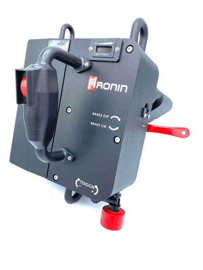 Ronin Lift - Batteridriven Ascender – Ronin Lift tar ditt äventyr till nya höjder. Kan lyfta upp till 181 kg. Robust design gör att du kan övervinna alla dina dagliga utmaningar. – Nu tillgänglig på MTN Shop EU.